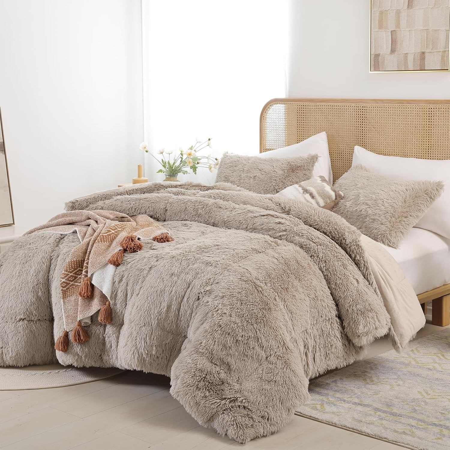 Fluffy Twin Comforter Set, Faux Fur Comforter Set, Luxury Fuzzy Twin Bedding Set Pink, Soft Shaggy Bed Set for All Season, 2 Pieces - 1 Comforter & 1 Pillowcase, Oatmeal