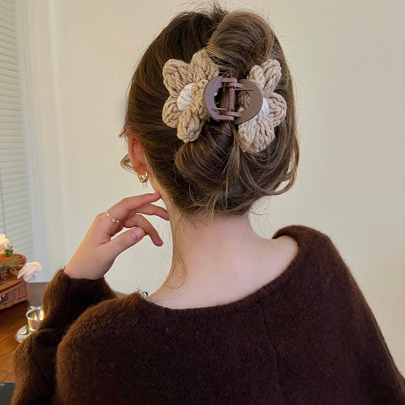 2pcs Knitted Floral Hair Claw Clip