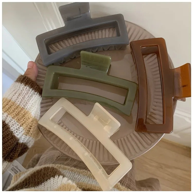 Oversized Girl Hair Clip