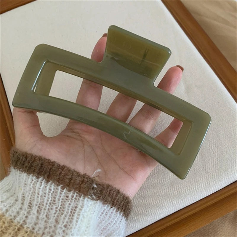 Oversized Girl Hair Clip