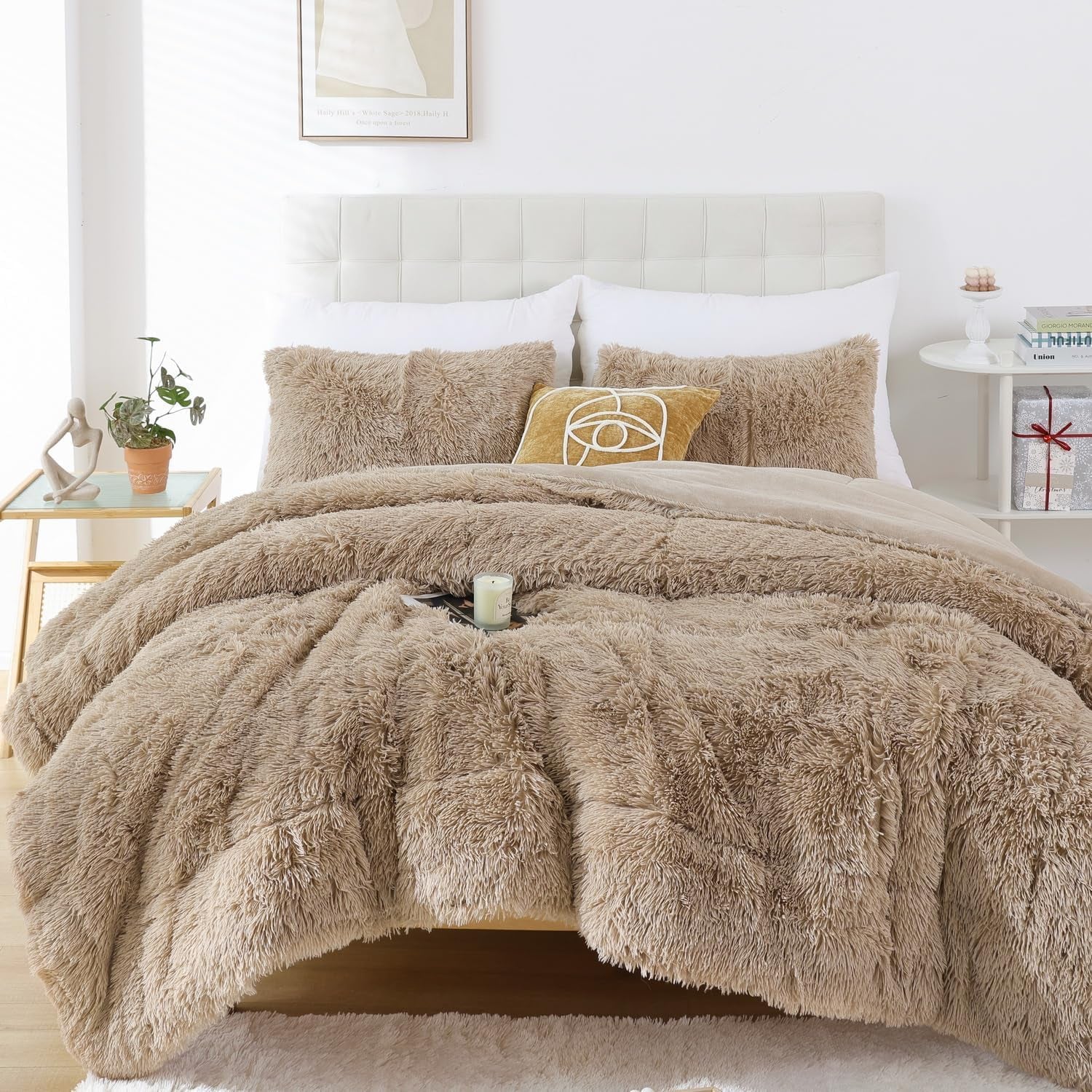 Faux Fur Taupe Comforter Set Queen Size 3Pcs Fluffy Fuzzy Plush Comforter Set Cute Soft Shaggy Velvet Double-Sided Bedding Set (1 Faux Fur Comforter + 2 Pillowcases)