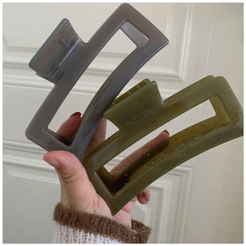 Oversized Girl Hair Clip