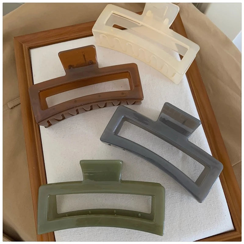 Oversized Girl Hair Clip